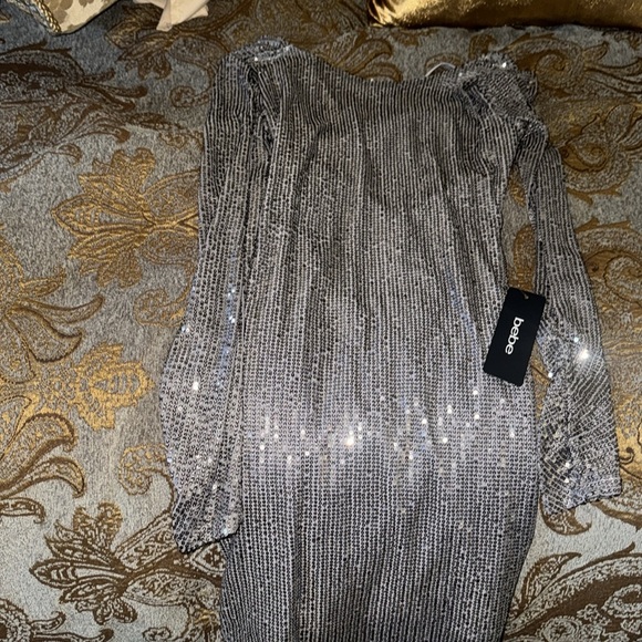 gorgeous sequence, Bebe dress - Picture 4 of 5